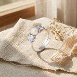 Anello in argento e perla bianca | Leane