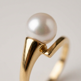 Anello- Perle Coltivate Rotonde Diametro 8-9 mm Bianco-Oro Giallo