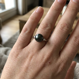 Anello in oro con diamante e perla di Tahiti | Alessandra
