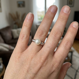 Anello- Perle coltivate d'acqua dolce- Rotonde 8-9 mm Bianche- Oro bianco- Diamanti
