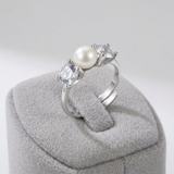 Anello in argento e perla bianca | Leane