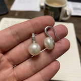 Orecchini in argento e perle coltivate bianche | Moea