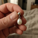 Orecchini in oro bianco e perle bianche | Abi