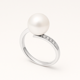 Anello- Perle Coltivate - Rotonde 8-9 mm Bianche- Oro Bianco- Diamanti