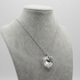 Collana “Cuore SWAROVSKI”.