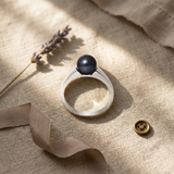 Anello con perla coltivata nera di Tahiti | Irina