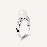 Anello- Perle coltivate d'acqua dolce- Rotonde 8-9 mm Bianche- Oro bianco- Diamanti