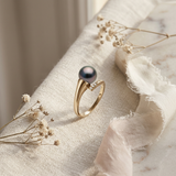 Anello- Perle di Tahiti- Rotonde 8-9 mm- Oro giallo- Diamanti