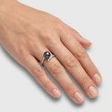 Anello- Perle coltivate rotonde 8-9 mm Nero Tahiti- Oro bianco- Diamanti