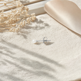 Orecchini - Bottone di perla d'acqua dolce coltivata 4-5 mm Bianca