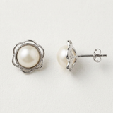 Orecchini - Perle coltivate d'acqua dolce bianche a forma di fiore - Argento 925 millesimi